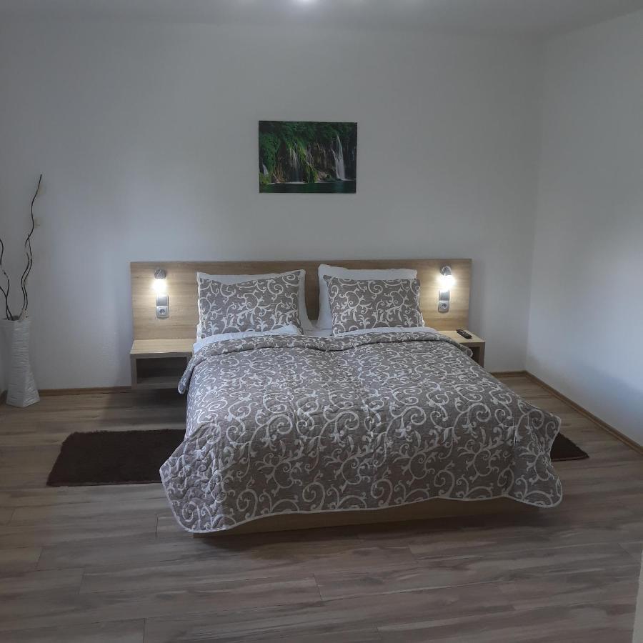 Bed and Breakfast Plitvice House Rosha Jezerce Zewnętrze zdjęcie